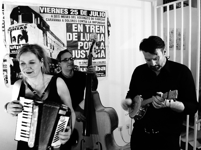 overallbrigadechad_standfoto_links01_640pxl